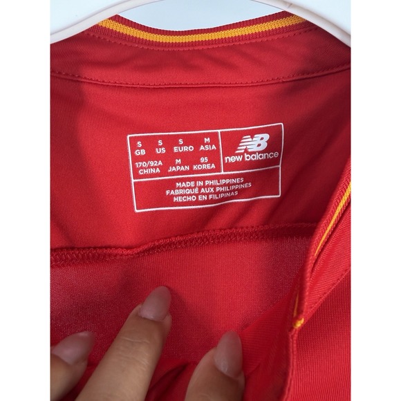 Liverpool FC Home Jersey Men's Small Red New Balance Soccer Football Shirt - Picture 2 of 10